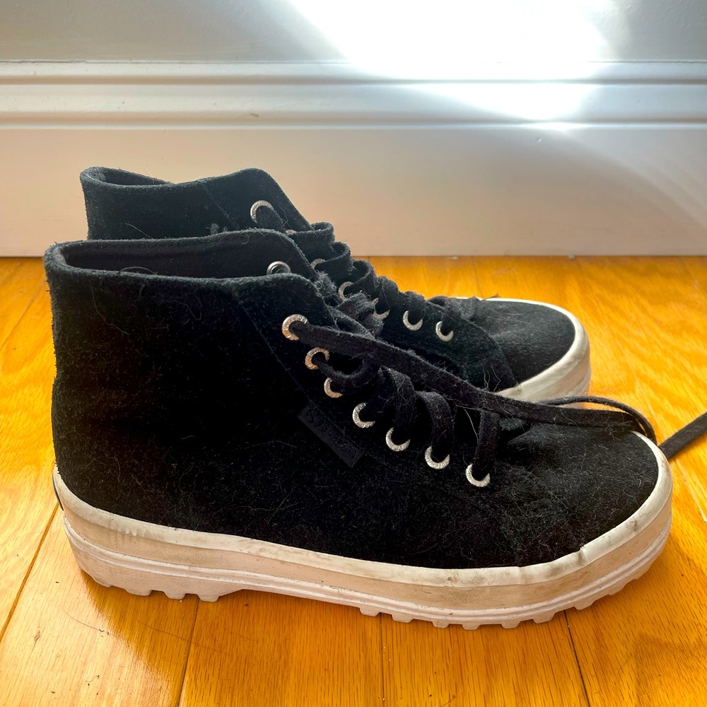Superga platform sneaker